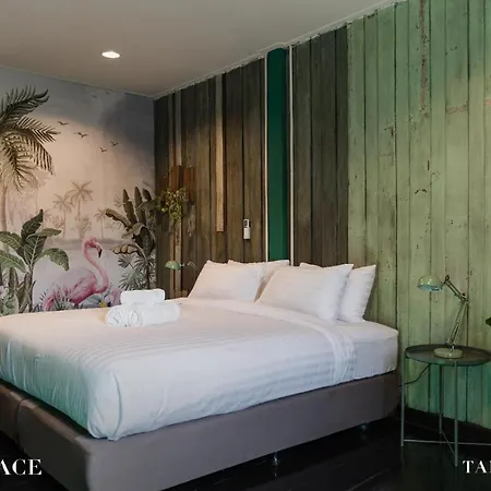 Tang House Hostel