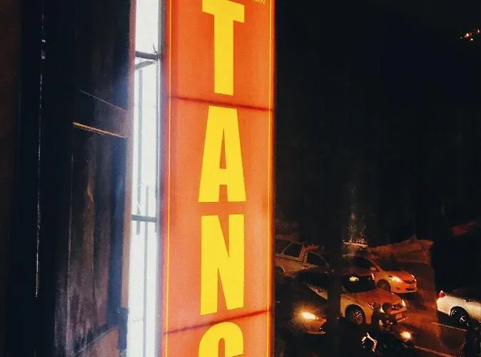 Tang House Albergue *