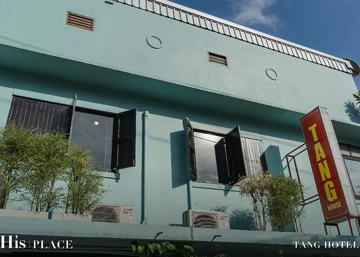 Albergue Tang House *